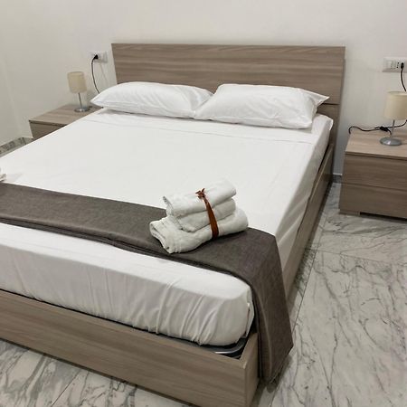 B&B De Rossi185 Bari Luaran gambar