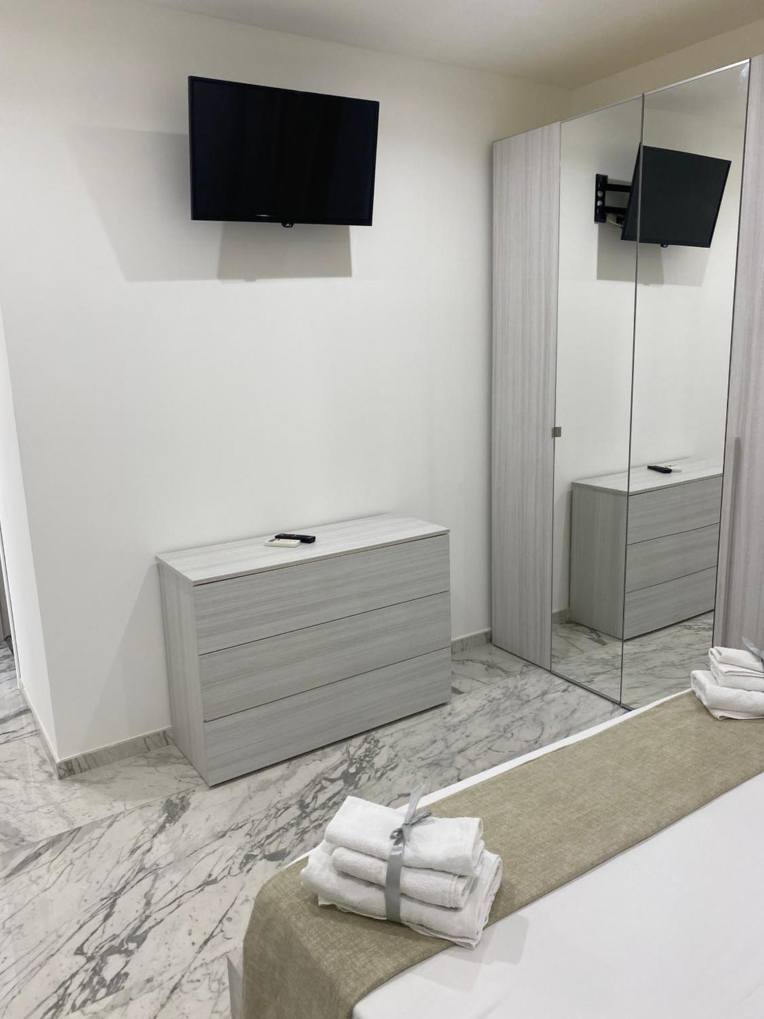 B&B De Rossi185 Bari Luaran gambar