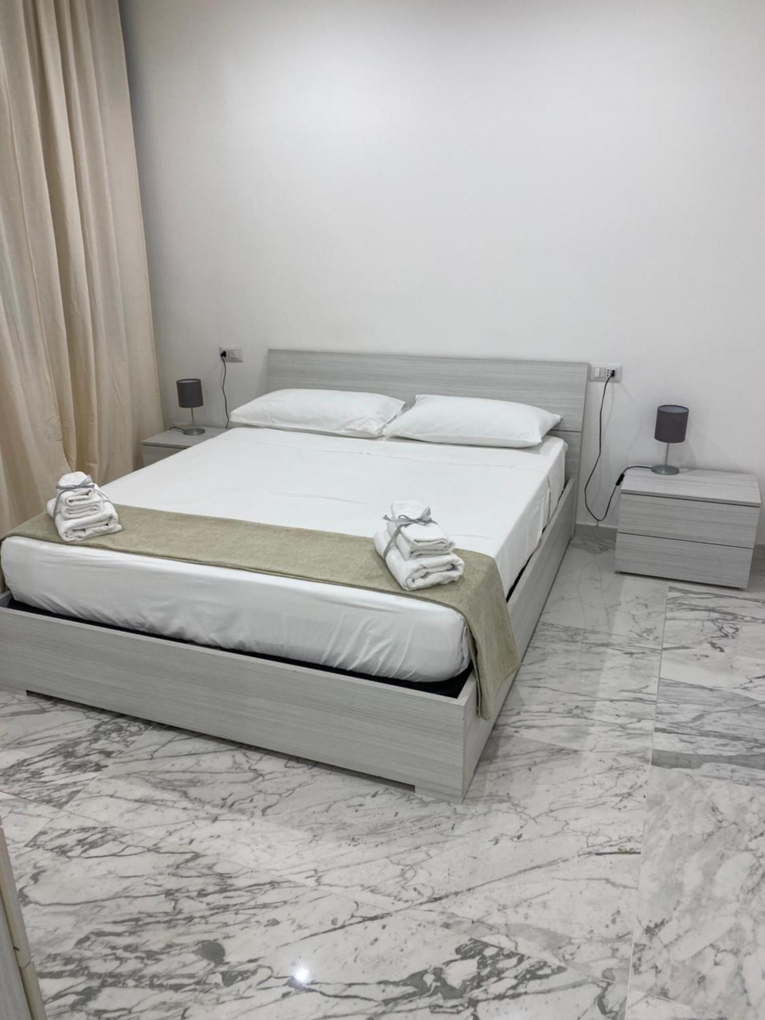 B&B De Rossi185 Bari Luaran gambar