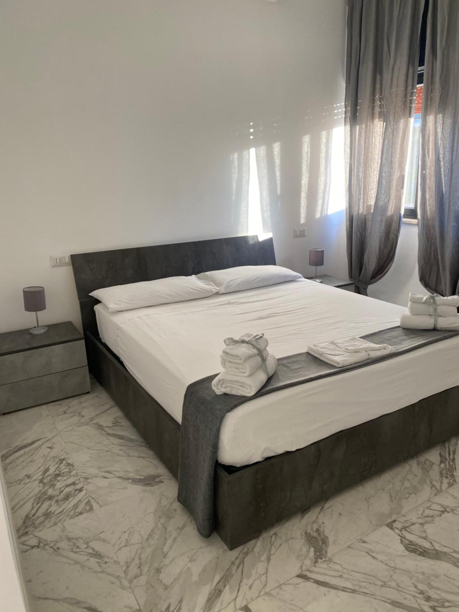 B&B De Rossi185 Bari Luaran gambar