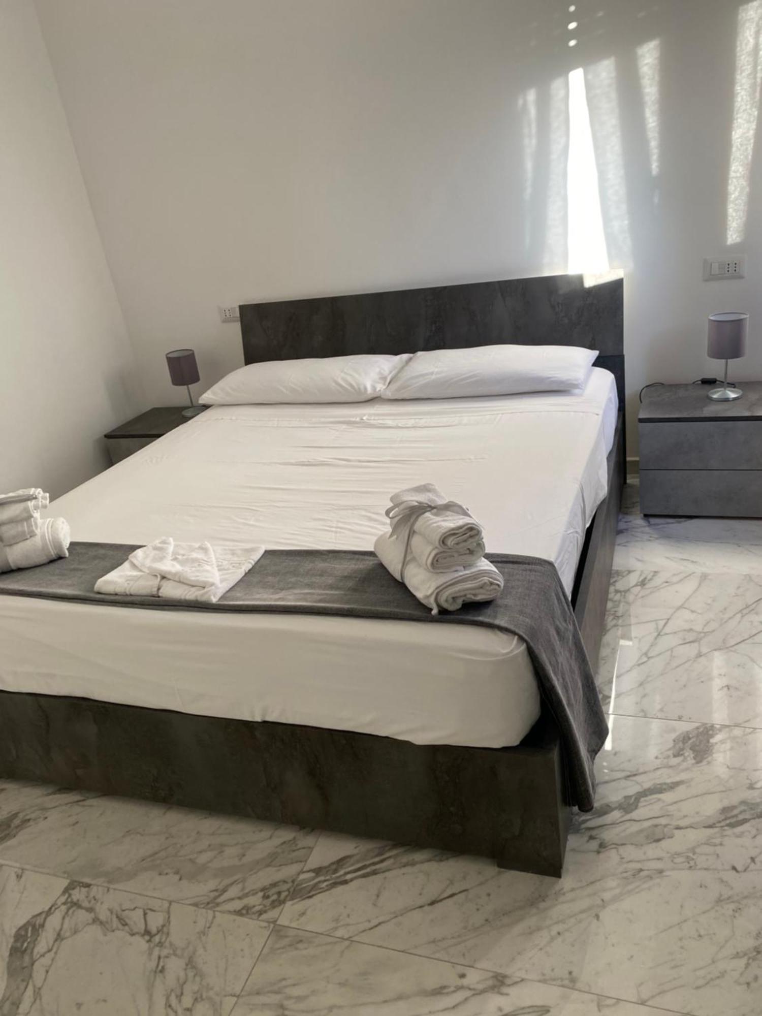 B&B De Rossi185 Bari Luaran gambar